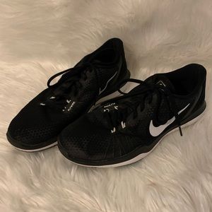 Nike Flywire Flex Supreme Cross Training Shoe, Women’s Size 10